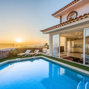 Luxury White With Sea View, Heated Pool Villa Costa Adeje (Tenerife)